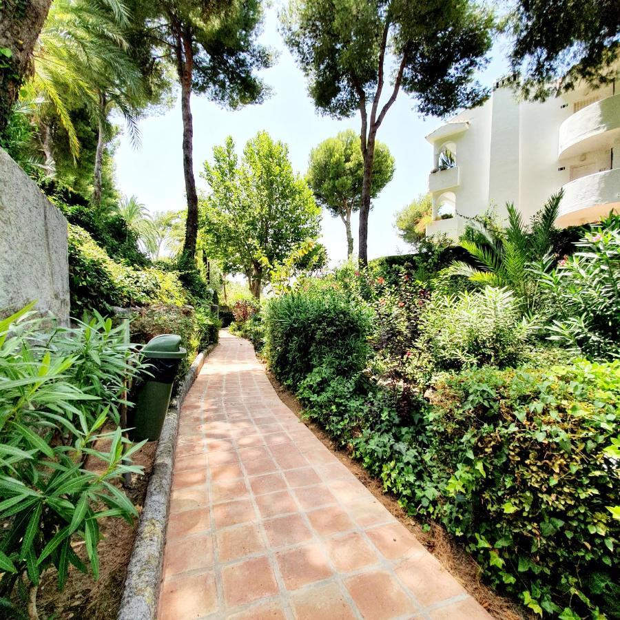 Miraflores Town Studio Sitio de Calahonda Exterior photo